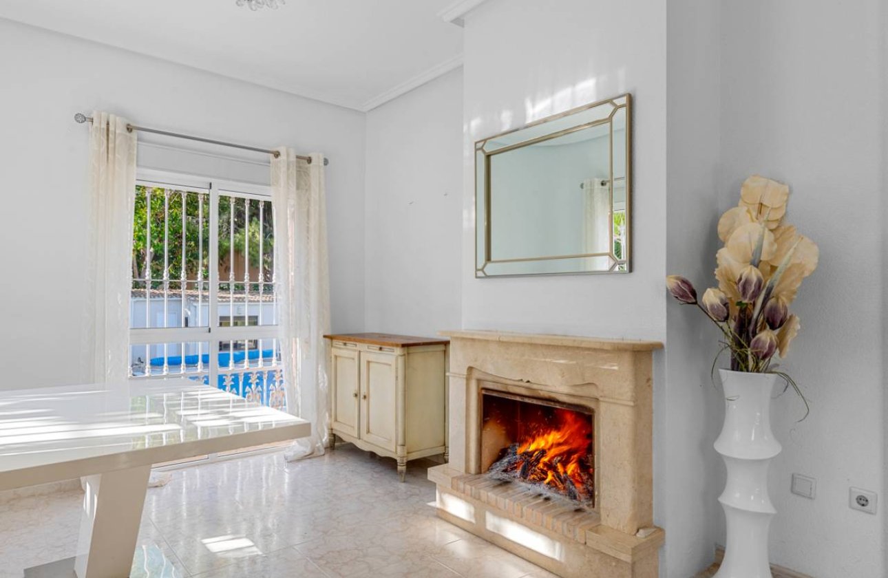Reventa - Villa - Ciudad Quesada - Doña Pepa