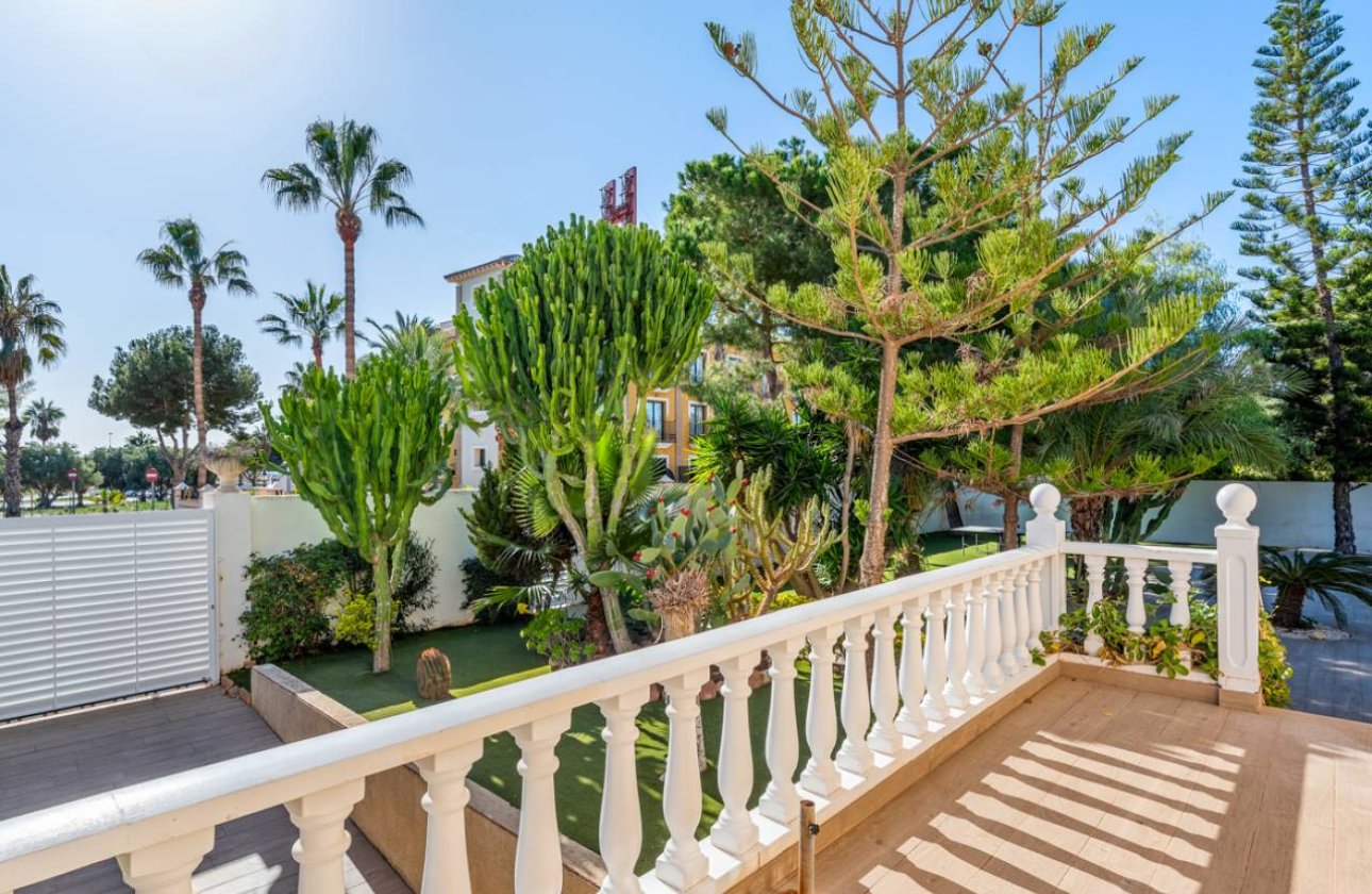 Reventa - Villa - Ciudad Quesada - Doña Pepa