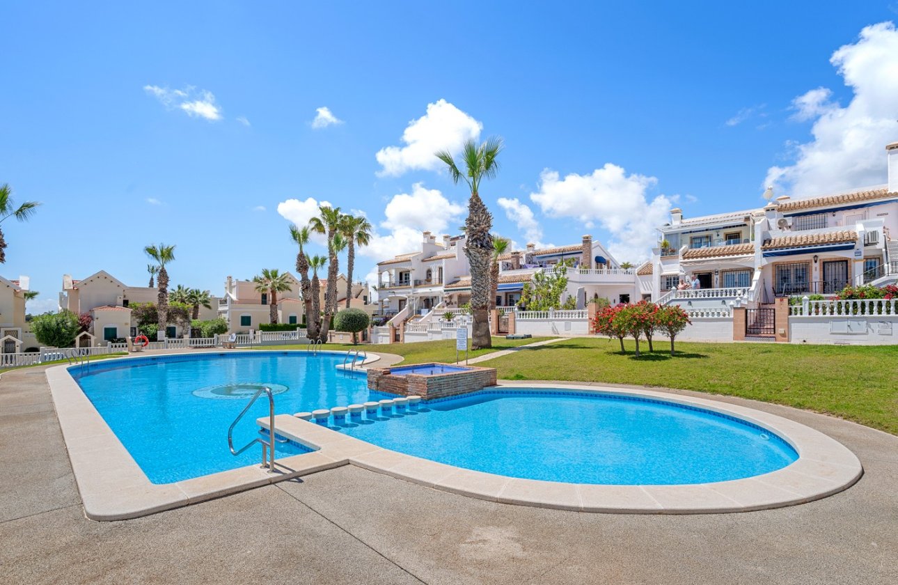 Revente - Villa - Orihuela Costa - Los Dolses