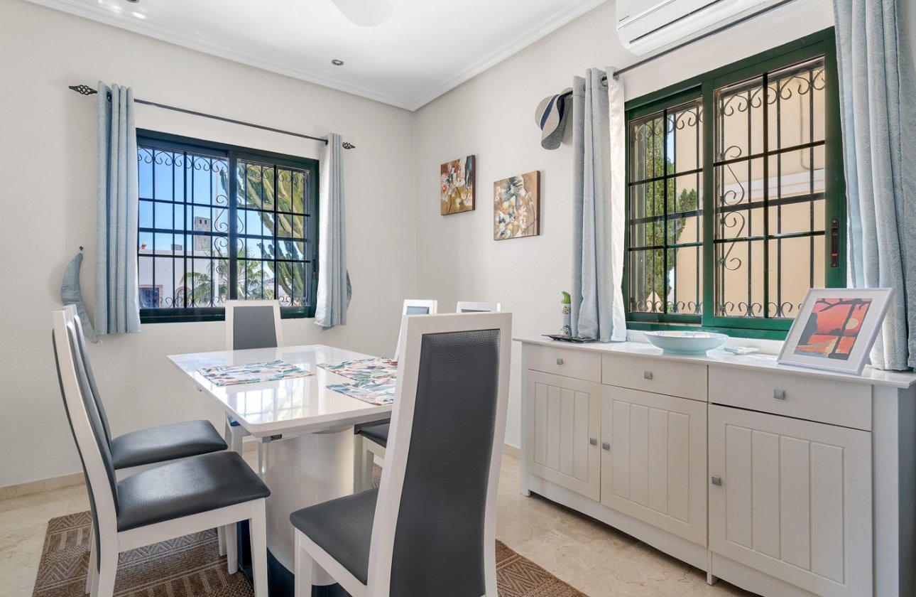 Revente - Villa - Orihuela Costa - Los Dolses