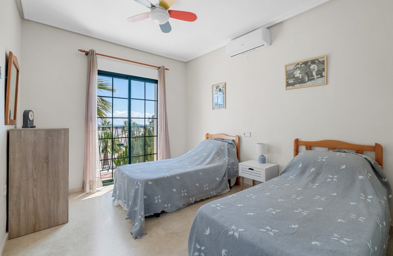 Revente - Villa - Orihuela Costa - Los Dolses