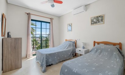 Revente - Villa - Orihuela Costa - Los Dolses