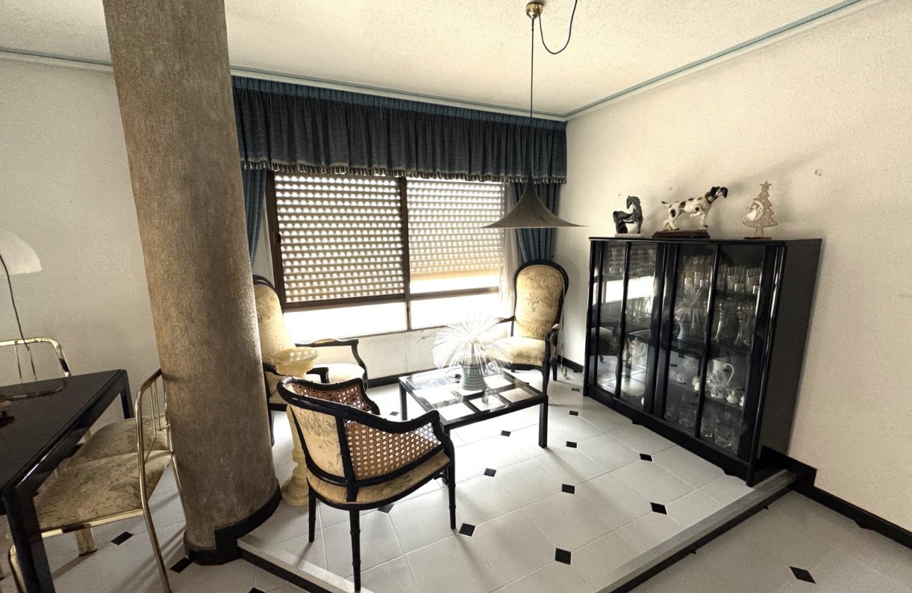 Resale - Apartment / flat - Guardamar del Segura