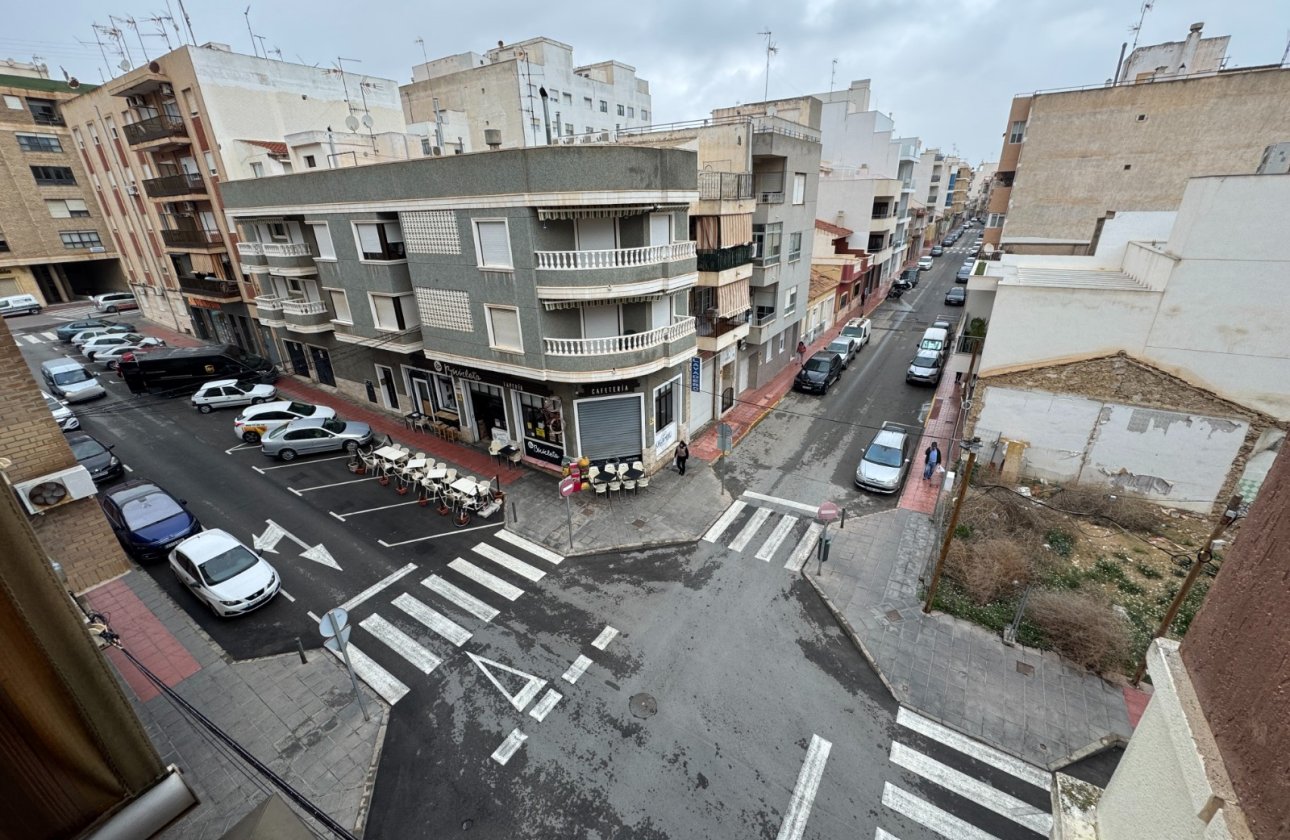 Resale - Apartment / flat - Guardamar del Segura
