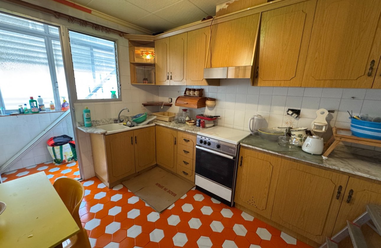 Resale - Apartment / flat - Guardamar del Segura