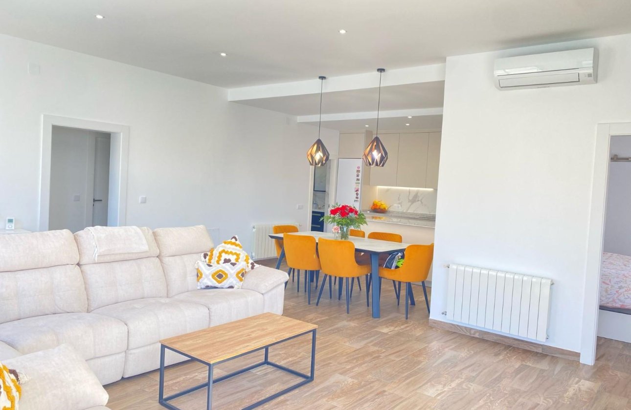 Revente - Villa - Orihuela Costa - Villamartín