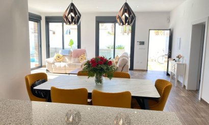 Revente - Villa - Orihuela Costa - Villamartín