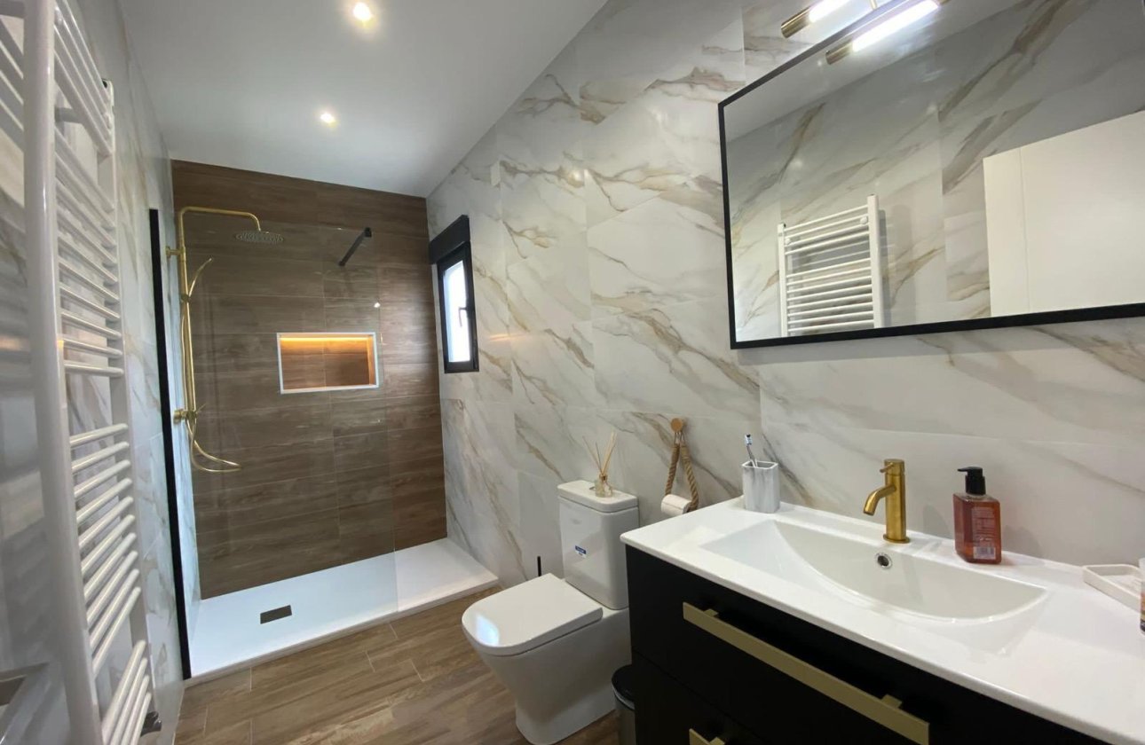 Revente - Villa - Orihuela Costa - Villamartín