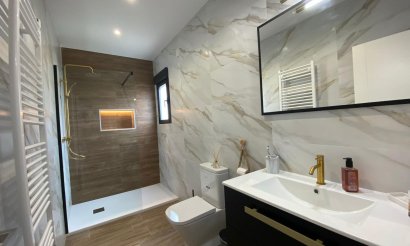 Revente - Villa - Orihuela Costa - Villamartín