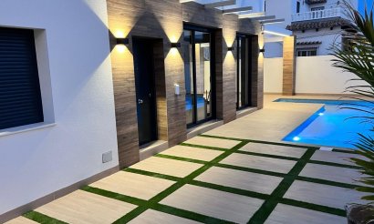 Revente - Villa - Orihuela Costa - Villamartín