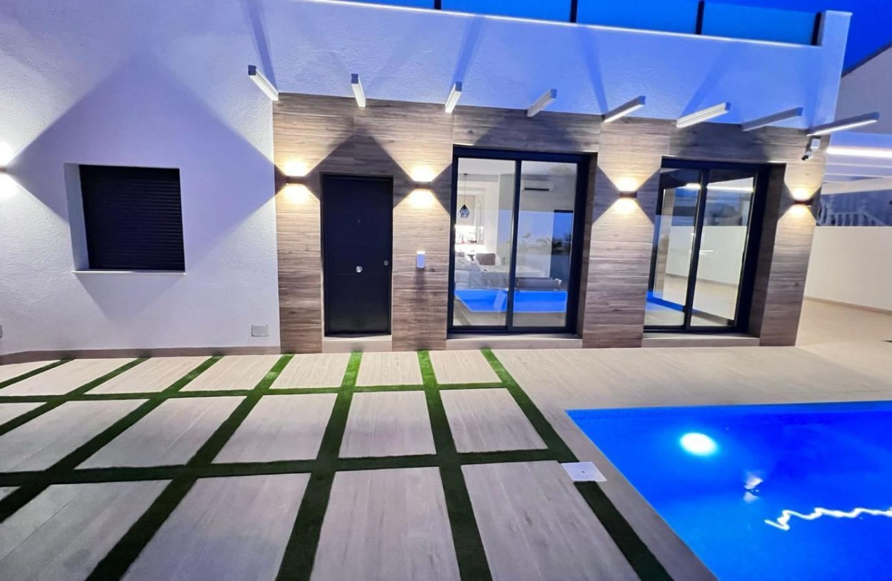 Revente - Villa - Orihuela Costa - Villamartín