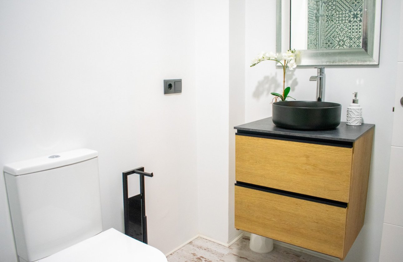 Reventa - Apartamento / piso - Torrevieja - La Mata
