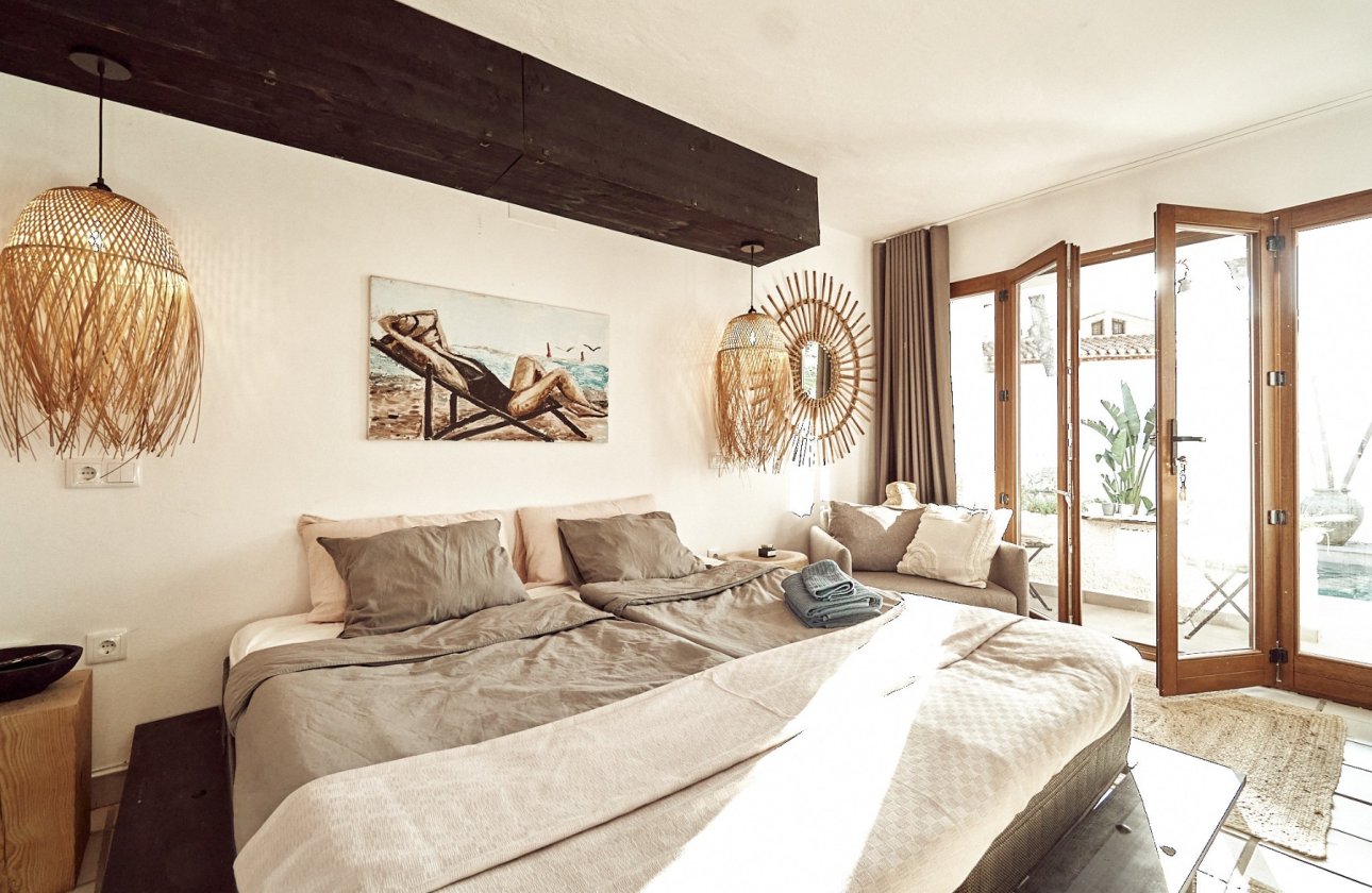 Revente - Villa / Semi detached - Orihuela Costa - Punta Prima