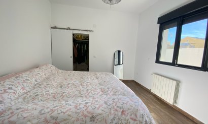 Revente - Villa / Semi detached - Orihuela Costa - Villamartín-Las Filipinas
