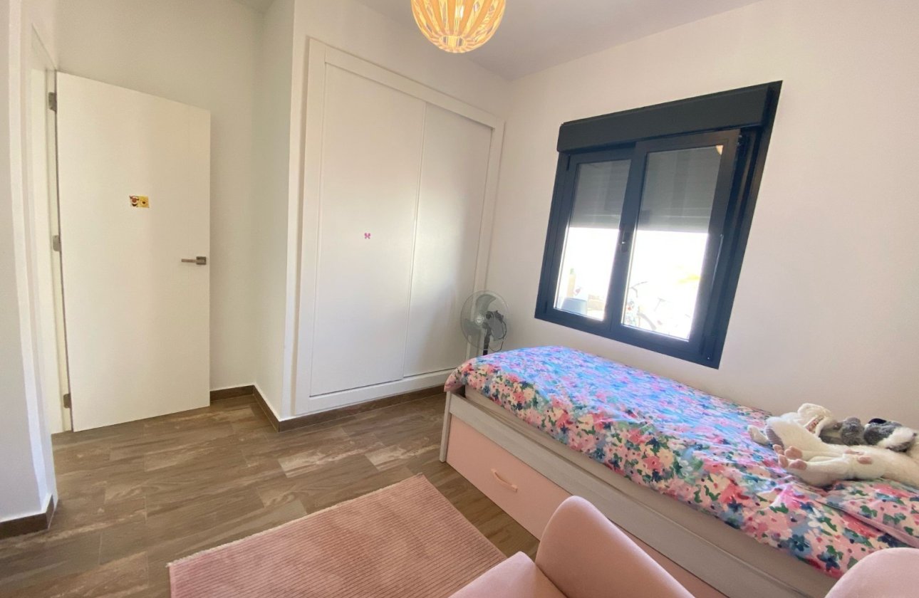 Revente - Villa / Semi detached - Orihuela Costa - Villamartín-Las Filipinas