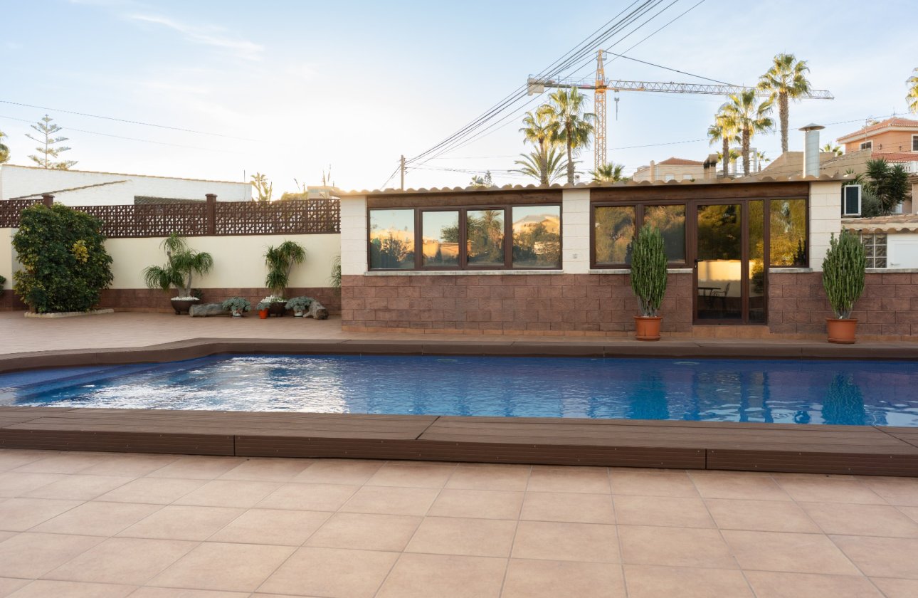 Revente - Villa / Semi detached - Torrevieja - Los Balcones