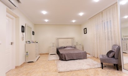 Revente - Villa / Semi detached - Torrevieja - Los Balcones