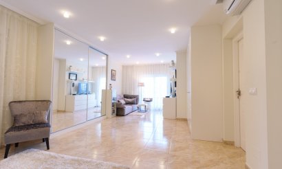 Revente - Villa / Semi detached - Torrevieja - Los Balcones