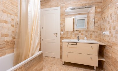 Revente - Villa / Semi detached - Torrevieja - Los Balcones