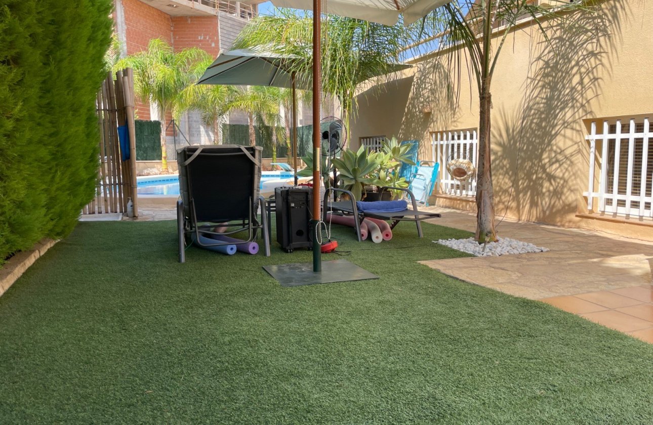 Resale - Villa / Semi detached - Bolnuevo