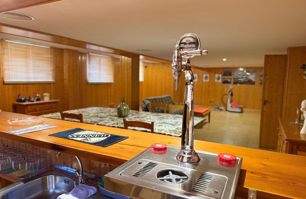 Resale - Villa / Semi detached - Bolnuevo