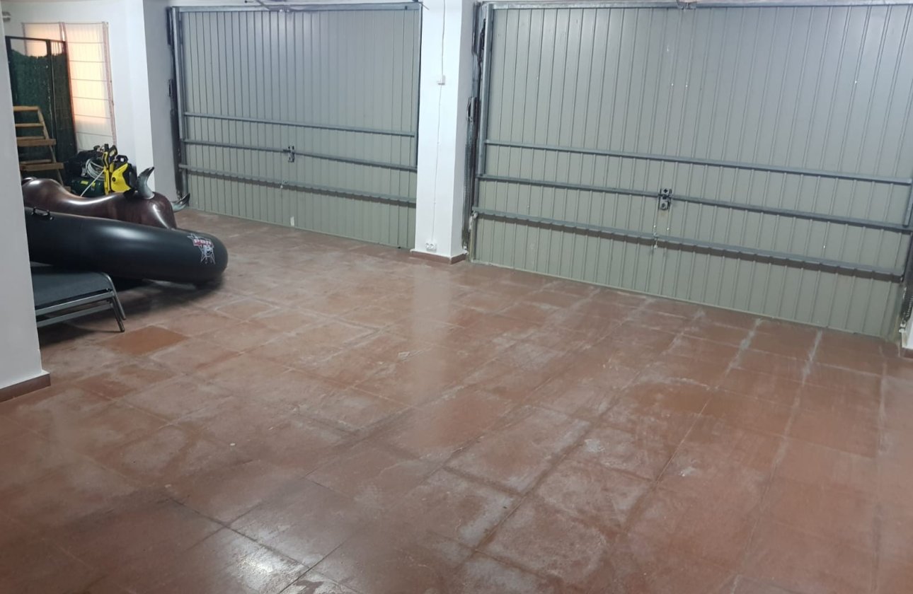Resale - Villa / Semi detached - Bolnuevo