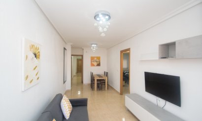 Reventa - Apartamento / piso - Orihuela Costa - San Isidro