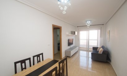 Reventa - Apartamento / piso - Orihuela Costa - San Isidro
