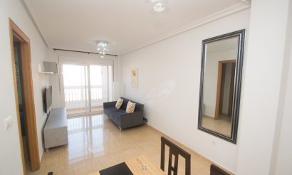 Reventa - Apartamento / piso - Orihuela Costa - San Isidro