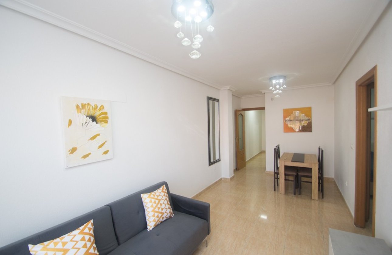 Reventa - Apartamento / piso - Orihuela Costa - San Isidro