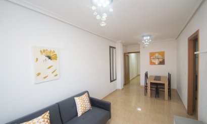 Reventa - Apartamento / piso - Orihuela Costa - San Isidro