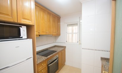 Reventa - Apartamento / piso - Orihuela Costa - San Isidro