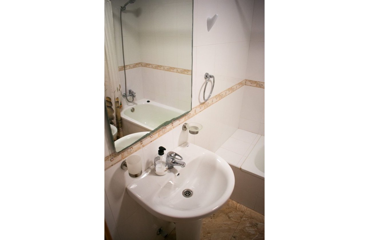 Reventa - Apartamento / piso - Torrevieja - Playa de los Locos