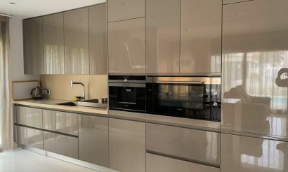 Resale - Villa / Semi detached - Alicante - Campoamor