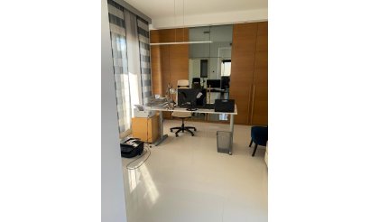Resale - Villa / Semi detached - Alicante - Campoamor