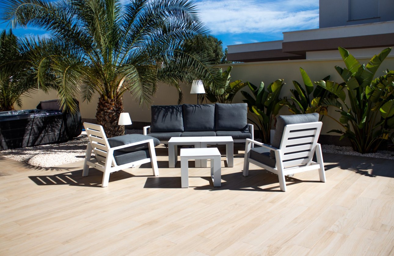 Revente - Villa / Semi detached - Torrevieja - La Siesta - El Salado - Torreta