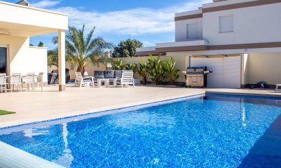 Revente - Villa / Semi detached - Torrevieja - La Siesta - El Salado - Torreta