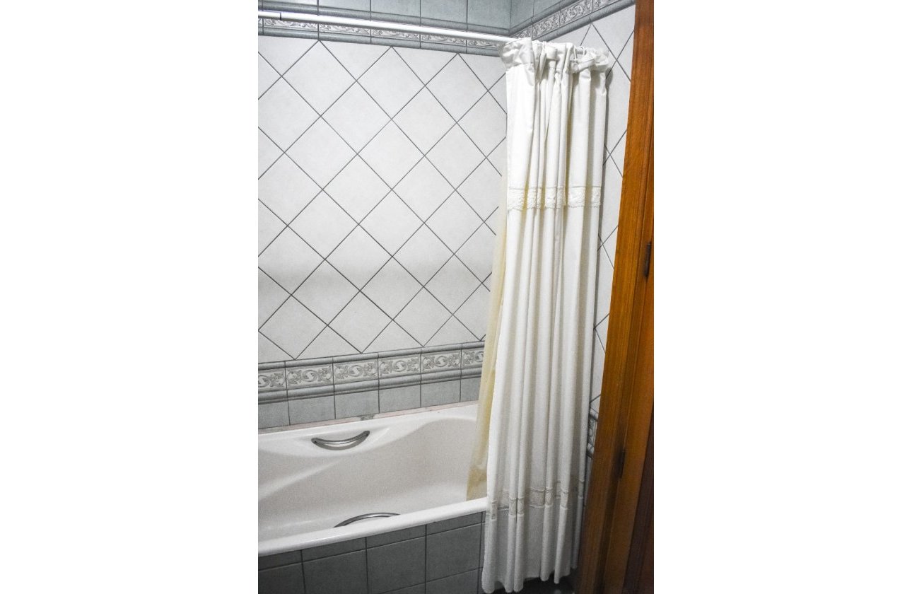 Reventa - Apartamento / piso - Torrevieja - Torrevieja Centro
