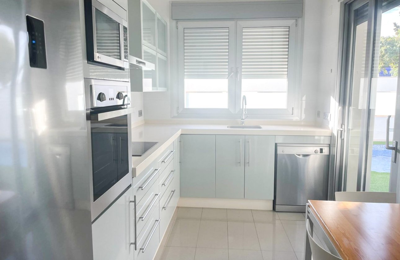 Revente - Villa / Semi detached - Orihuela Costa - Mil Palmeras