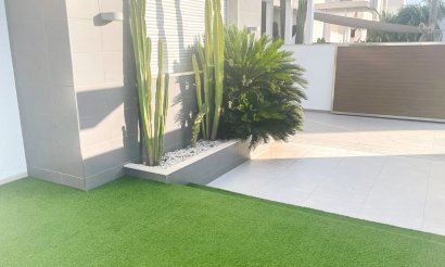 Revente - Villa / Semi detached - Orihuela Costa - Mil Palmeras