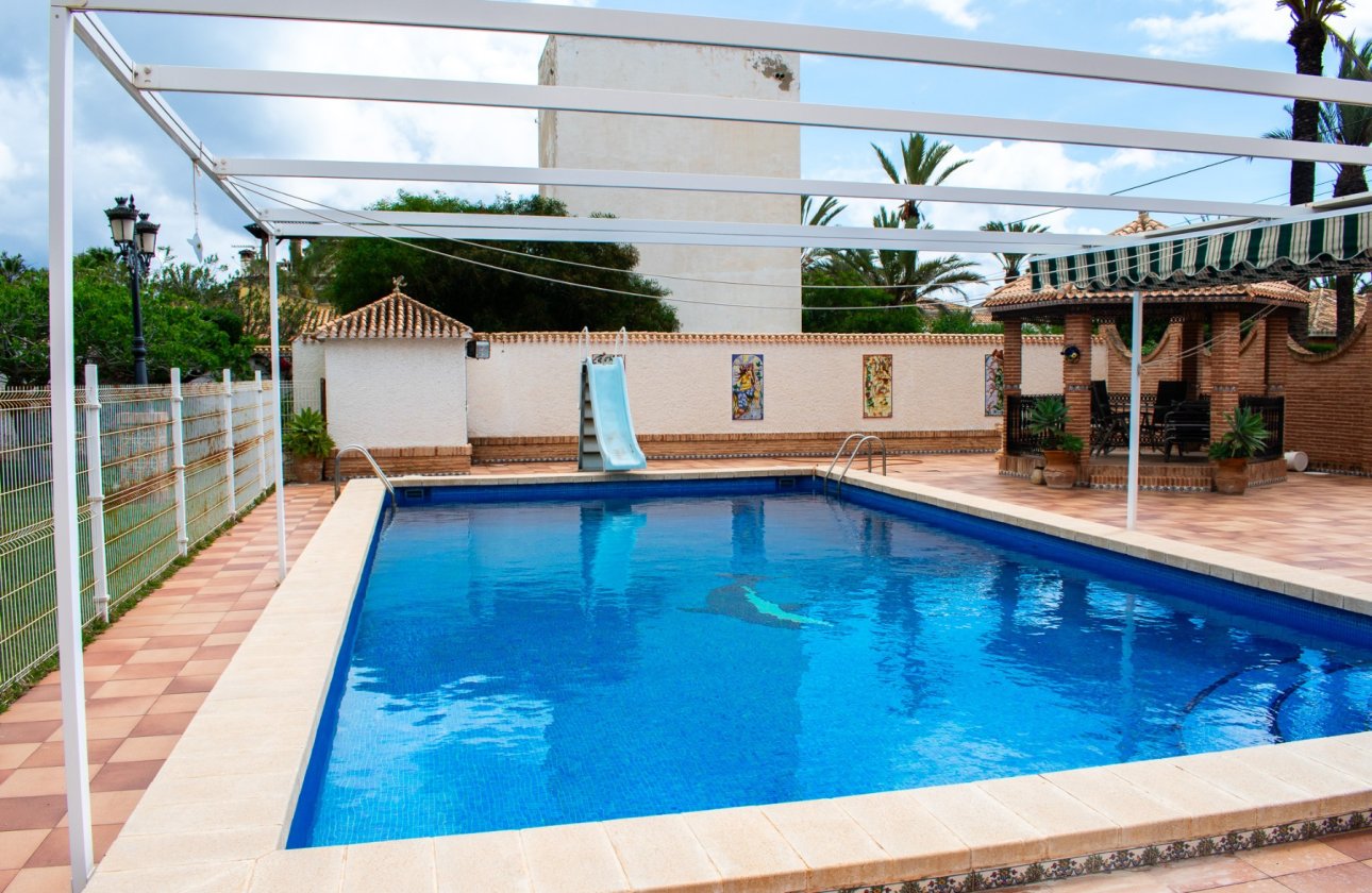 Revente - Villa - Orihuela Costa - Cabo Roig