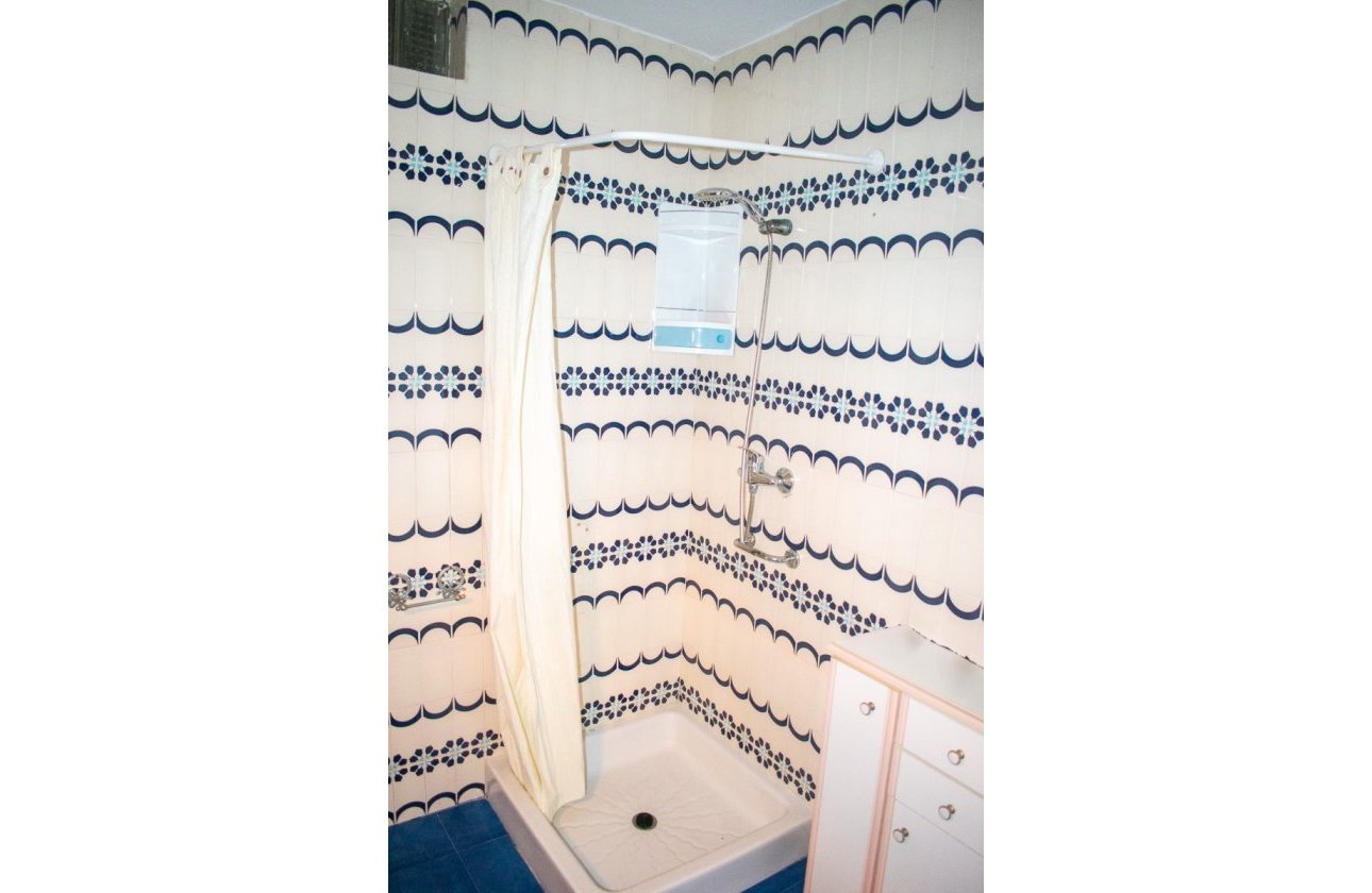 Reventa - Apartamento / piso - Torrevieja - Centro