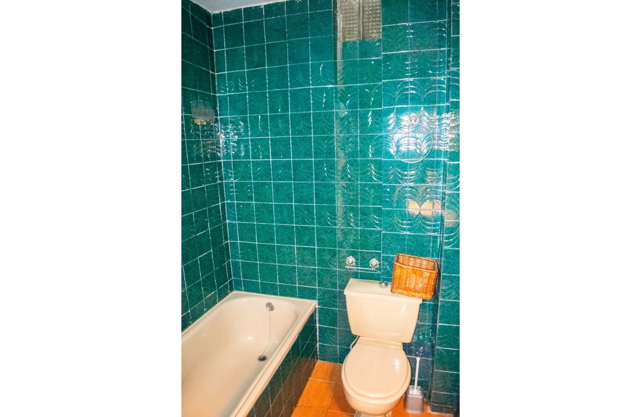 Reventa - Apartamento / piso - Torrevieja - Centro