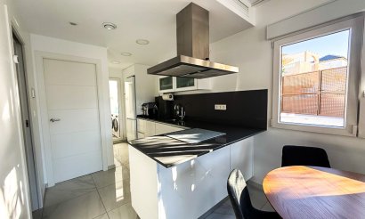Revente - Villa / Semi detached - Torrevieja - Los Balcones