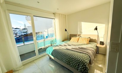 Revente - Villa / Semi detached - Torrevieja - Los Balcones
