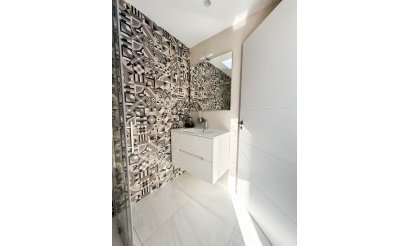 Revente - Villa / Semi detached - Torrevieja - Los Balcones