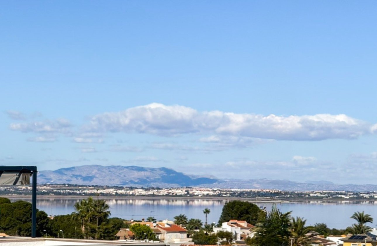 Revente - Villa / Semi detached - Torrevieja - Los Balcones