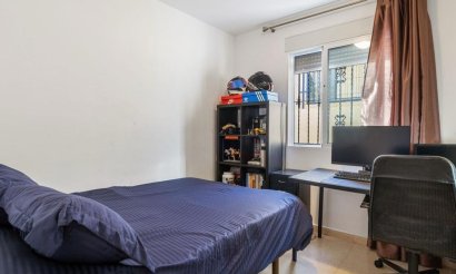 Revente - Villa - Orihuela Costa - Villamartín