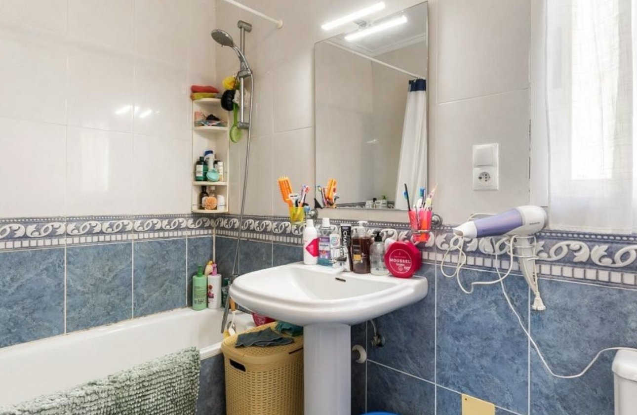 Revente - Villa - Orihuela Costa - Villamartín