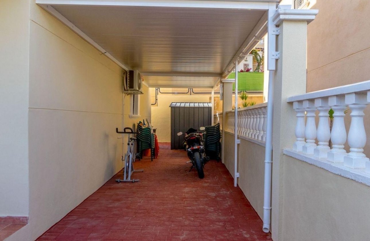 Revente - Villa - Orihuela Costa - Villamartín